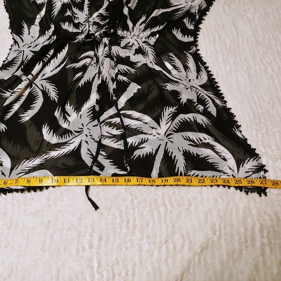 Palm Tree Tee - Picture 6 of 12